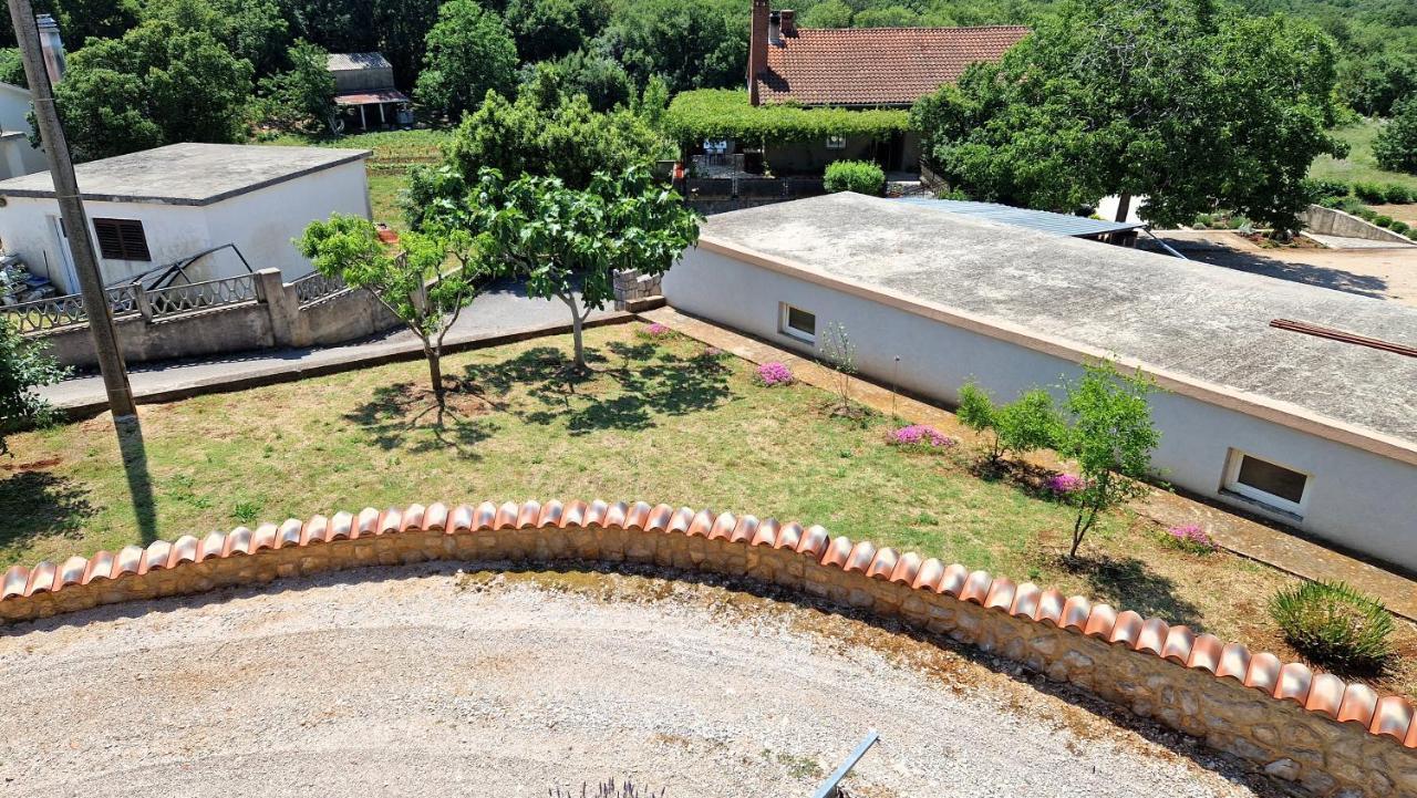 Apartments Pinezic Skrbčići Екстериор снимка