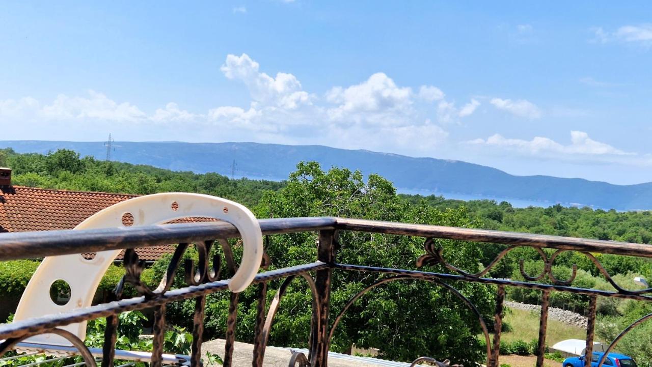 Apartments Pinezic Skrbčići Екстериор снимка
