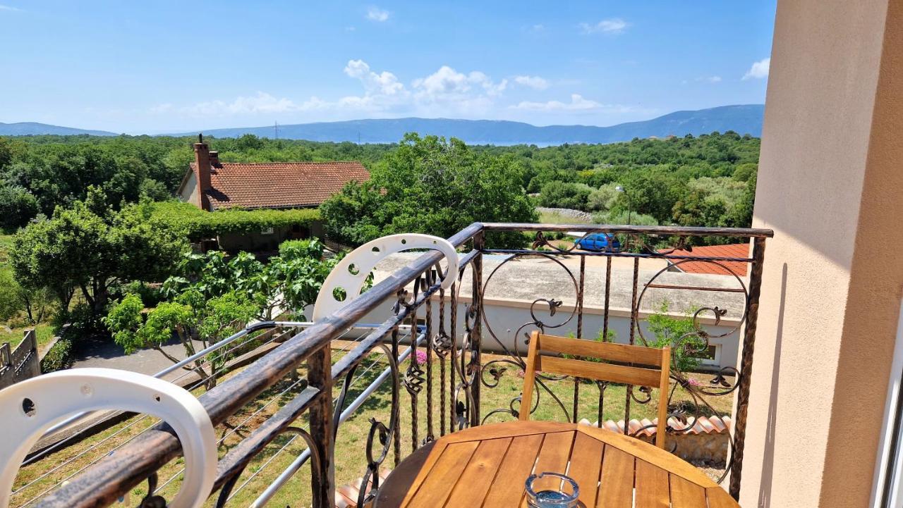 Apartments Pinezic Skrbčići Екстериор снимка