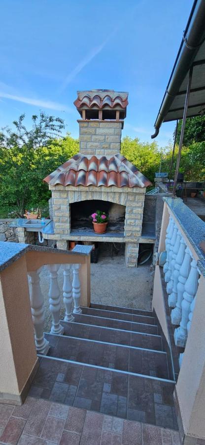 Apartments Pinezic Skrbčići Екстериор снимка